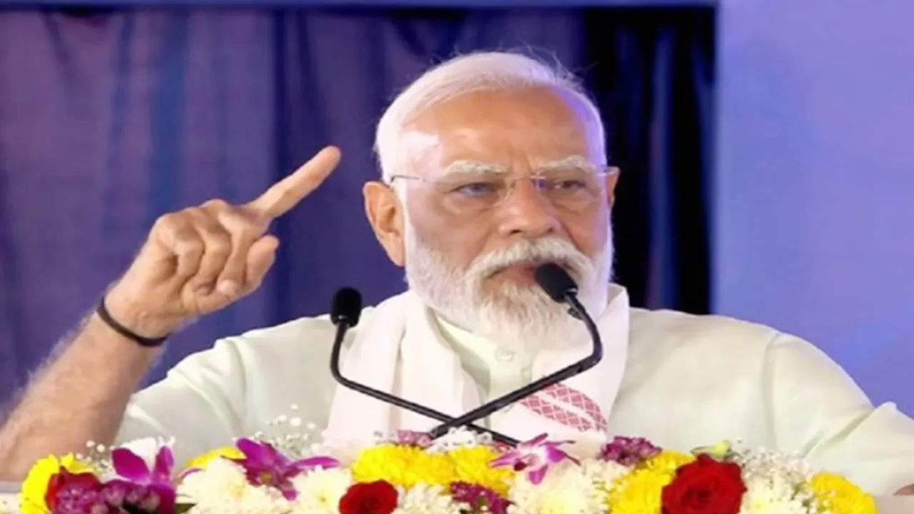 महिला दिवस पर दिल्ली को 33,500 करोड़ की सौगात : पीएम मोदी बोले- आपदा सरकार ने रोकी थी दिल्ली की विकास यात्रा