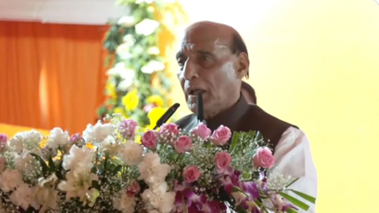 अब भारत पर हमला करना आसान नहीं...  राजनाथ सिंह बोले- आतंकवाद का निर्णायक जवाब देने में देश पूरी तरह सक्षम