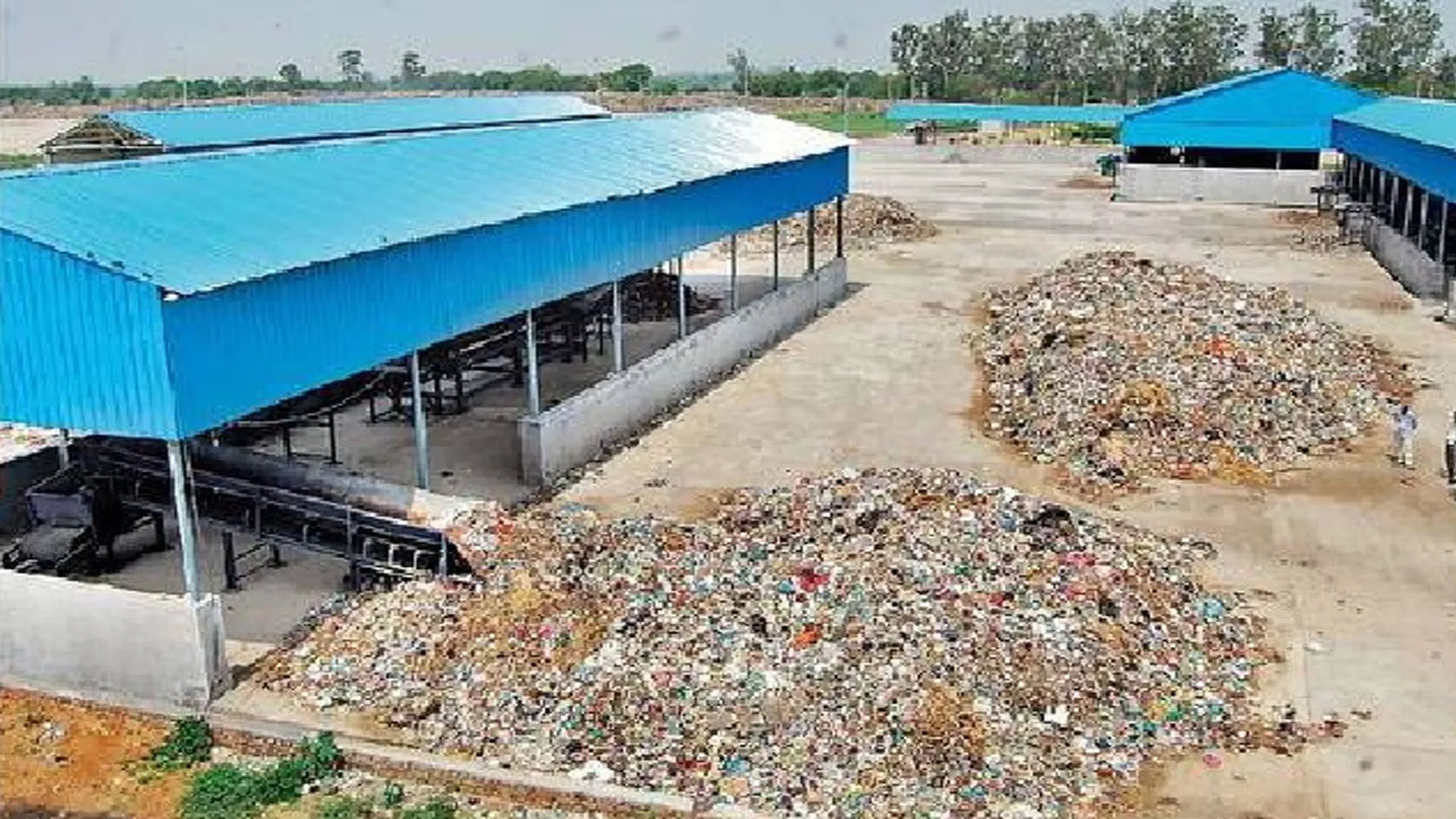 Bareilly: सीएम का संभावित आगमन...सॉलिड वेस्ट मैनेजमेंट प्लांट शुरू करने की कवायद तेज