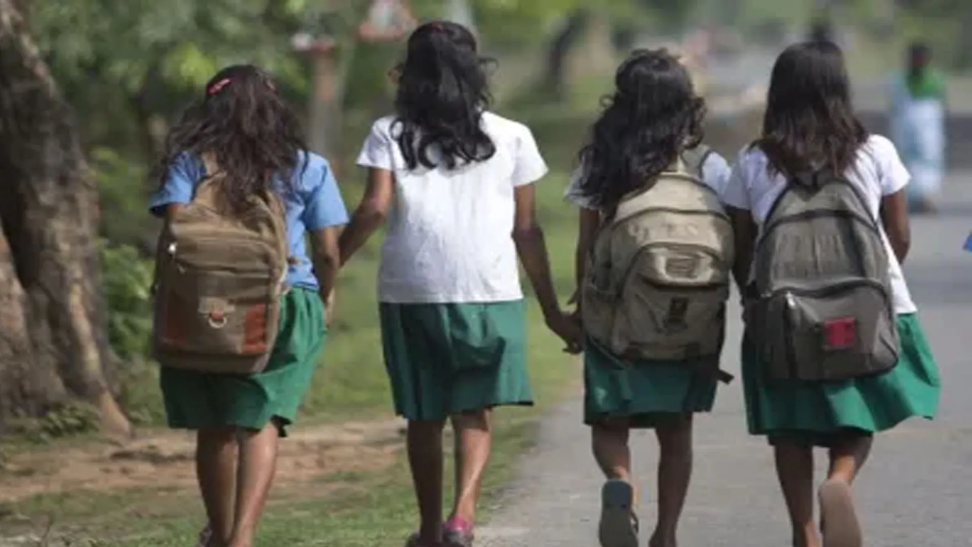 Bareilly : बारादरी में मेला देखने गईं चार लड़कियां रहस्यमयी हालात में लापता