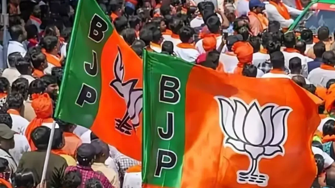 भाजपा में बड़ा संगठनात्मक फेरबदल: इसी सप्ताह घोषित होंगी सभी जिला कमेटियां, तीन दिन मैराथन बैठकें, सीएम योगी भी होंगे कोर कमेटी में शामिल