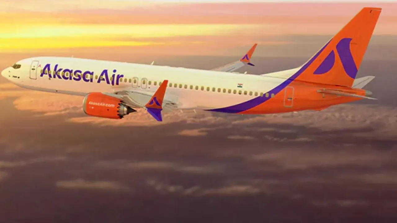 1300 रुपये तक महंगी होंगी फ्लाइट की टिकटें, अकासा एयर ने बढ़ाया किराया, यात्रियों से वसूलेगा फ्यूल सरचार्ज