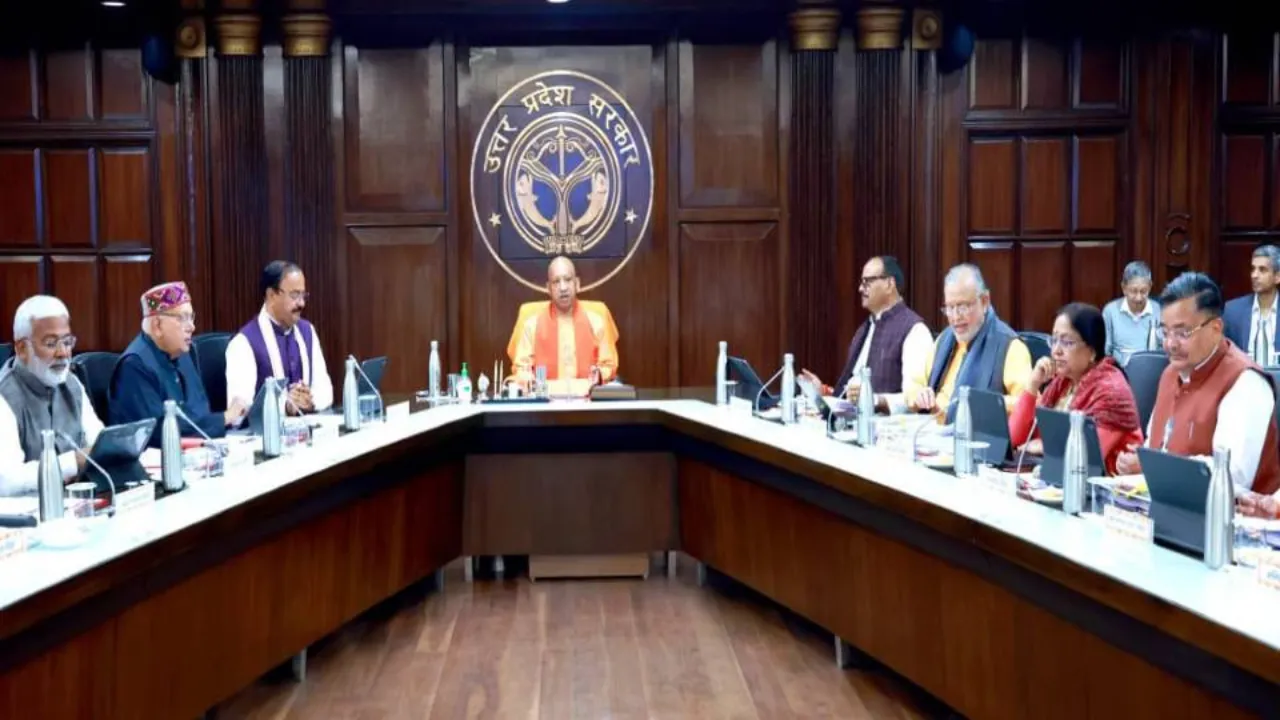 योगी कैबिनेट की अहम बैठक आज: निजी बिजनेस पार्क योजना समेत 23 प्रस्तावों पर लग सकती है मुहर, निवेश और विकास को मिलेगी नई गति