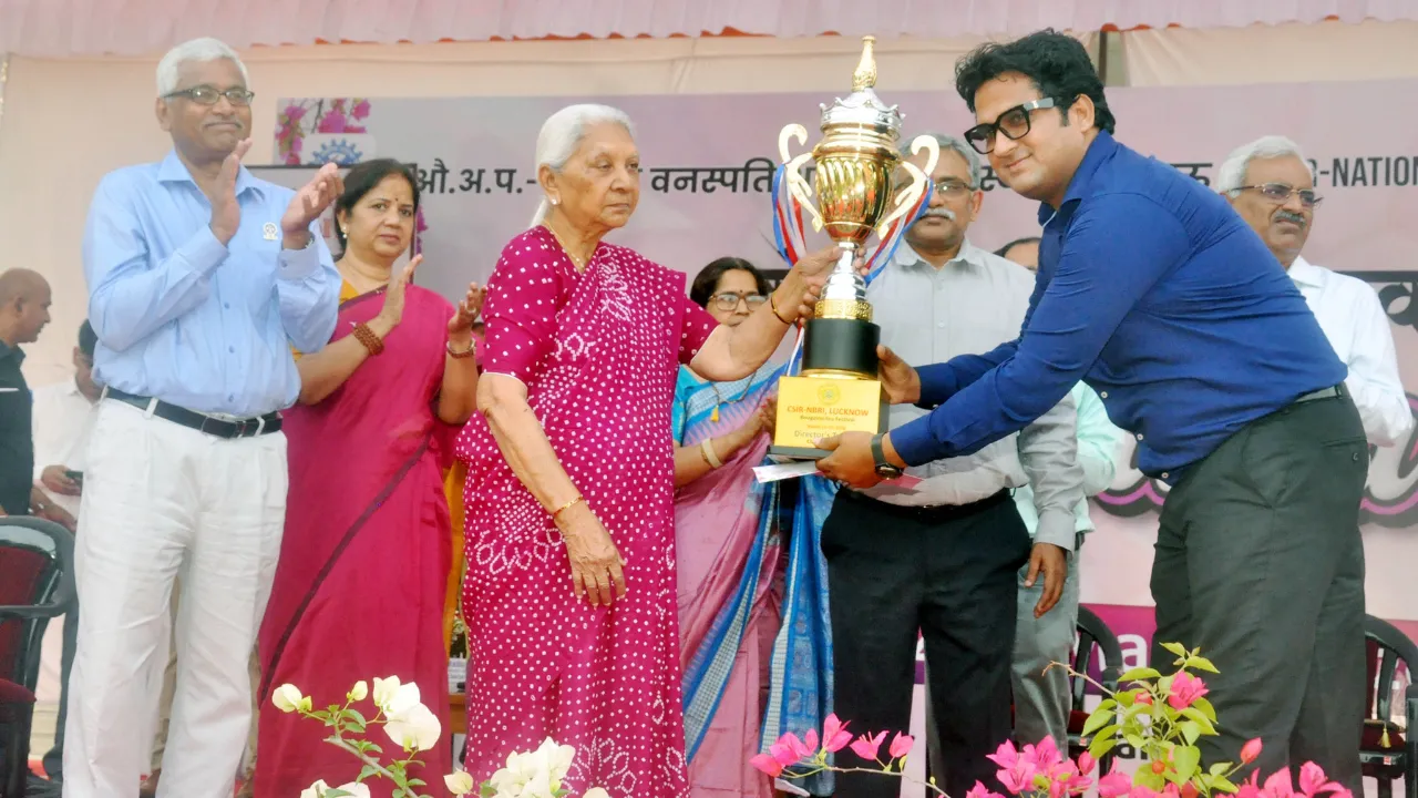 डॉ. पूर्णिमा सिंह और एलडीए ने जीती महानिदेशक ट्रॉफी, बोगनविलिया उत्सव में राज्यपाल आनंदीबेन पटेल ने 51 विजेताओं किया पुरस्कृत