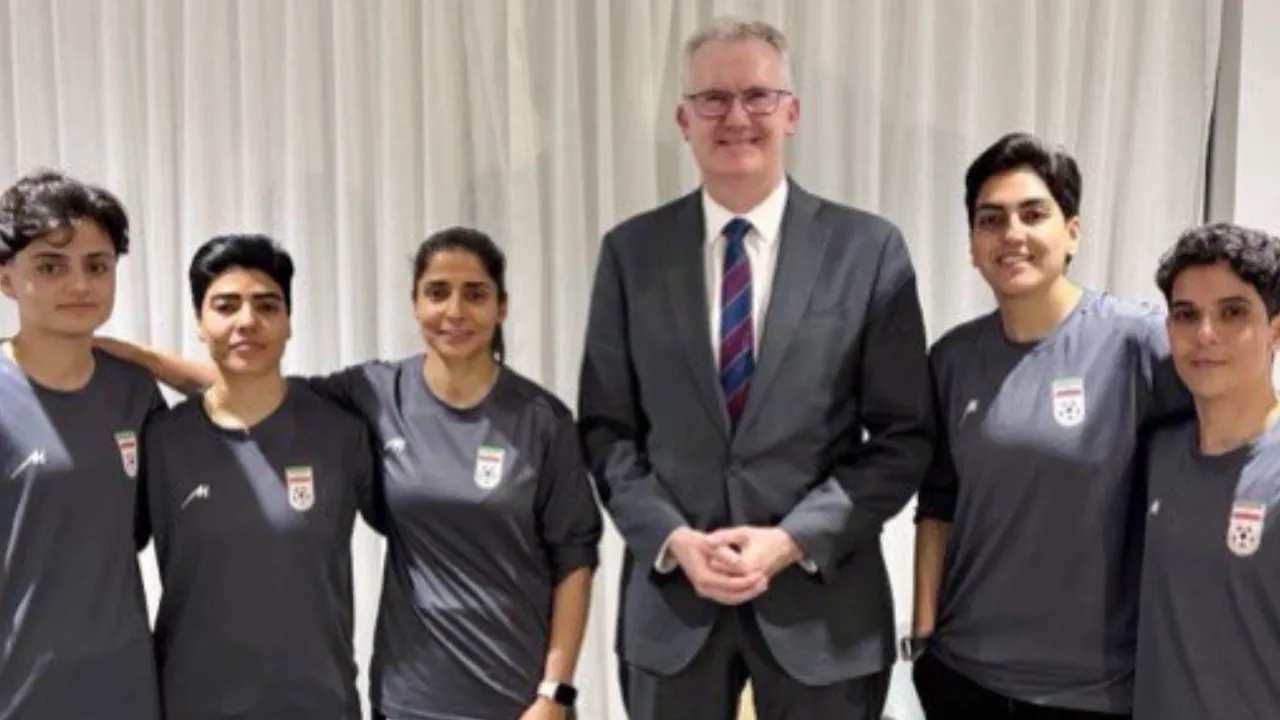 Iran War Impact Sports:मिडल ईस्ट के युद्ध के बीच ऑस्ट्रेलिया ने उठाया बड़ा कदम, पांच ईरानी महिला फुटबॉलर को दी शरण 