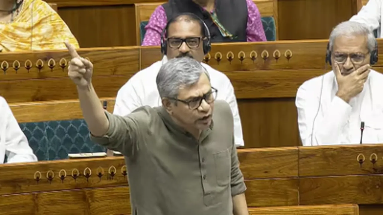 103 करोड़ लोगों तक पहुंचा इंटरनेट... लोकसभा में बोले अश्विनी वैष्णव भारत में 2014 से 4 गुना ज्यादा बढ़ा इस्तेमाल