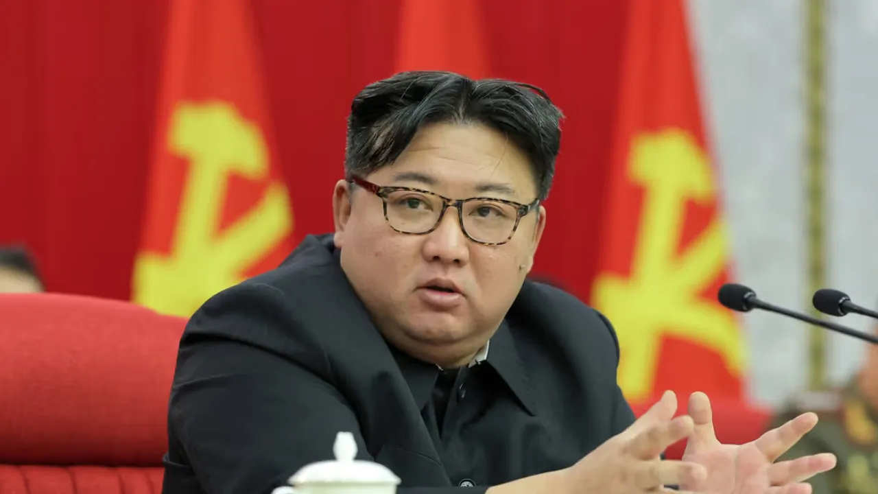 Kim Jong Big Action On US : ईरान से युद्ध के बीच किम जोंग उन ने किया शक्ति प्रदर्शन, खतरनाक मिसाइल के इंजन का किया परीक्षण 