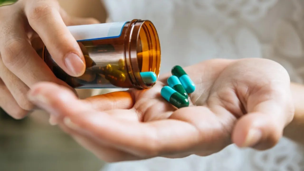 एक गोली से तीन गंभीर बीमारियों के मरीजों को मिलेगी निजात, अल्जाइमर, मोटापा और याददाश्त की कमजोरी को मात देने वाली दवा का ह्यूमन ट्रायल शुरू