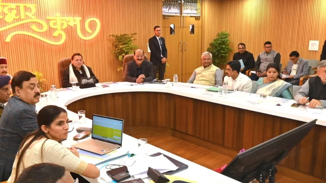 कुंभ 2027 को दिव्य-भव्य बनाने की तैयारी तेज, हरिद्वार पहुंचकर मुख्यमंत्री धामी ने लिया निर्माण कार्यों का जायजा