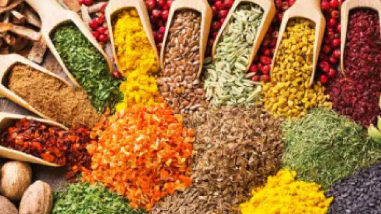 दिल्ली , जिंस बाजार समीक्षा, जिंस बाजार , चावल, गेहूं, दालें और खाद्य तेल हुए महंगे... चीनी में आई गिरावट, थोक बाजार में बीते सप्ताह कीमतों का बदला रुख