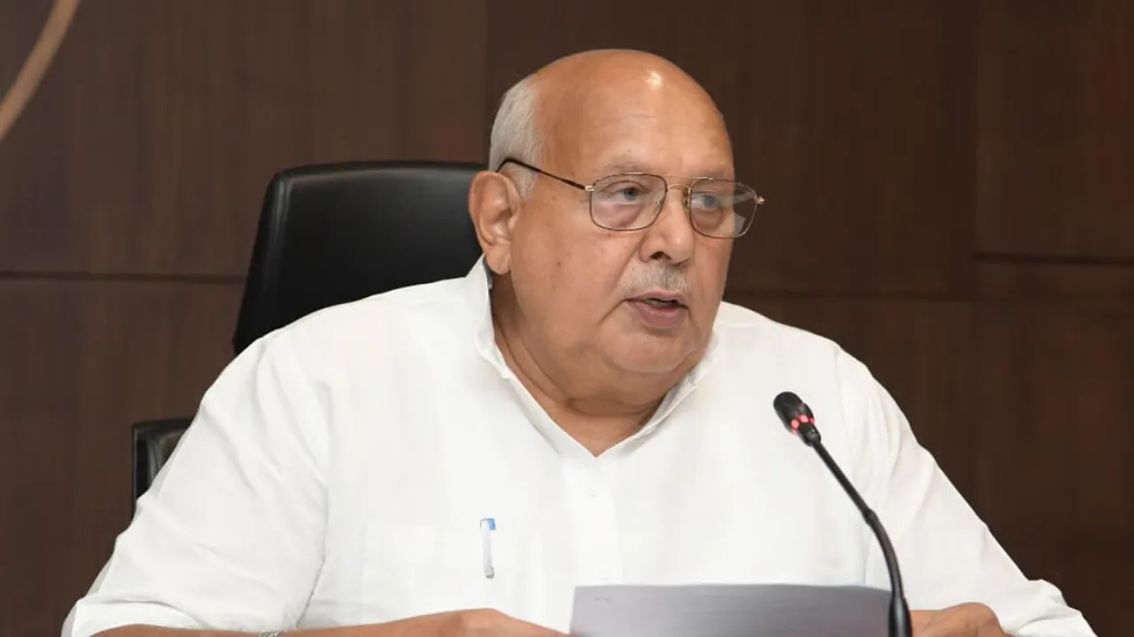 खाद की कोई कमी नहीं! प्रदेश में भरपूर स्टॉक, सहकारिता को 35% यूरिया रैक से आपूर्ति के सख्त निर्देश