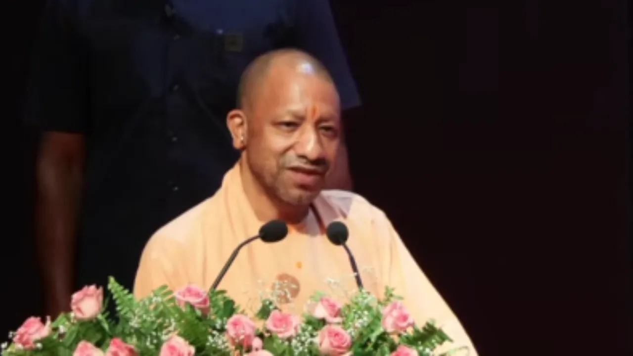 CM योगी ने लॉन्च किया 'निवेश मित्र 3.0', कहा- पहले की सरकारों ने न सिर्फ यूपी का विश्वास तोड़ा बल्कि नौजवानों के सपने भी 