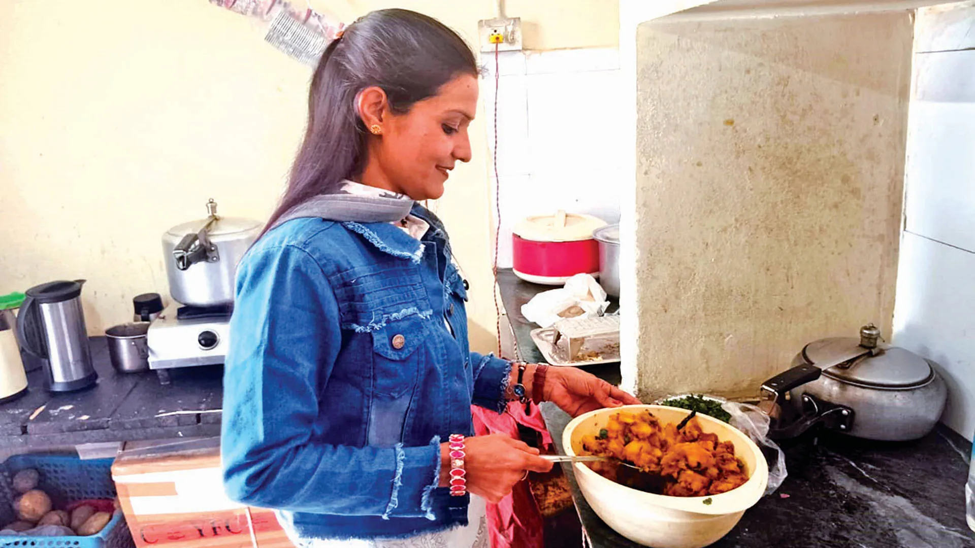 अंतर्राष्ट्रीय महिला दिवस : लॉकडाउन ने खोली राह.... कविता बन गईं महिलाओं के लिए प्रेरणा