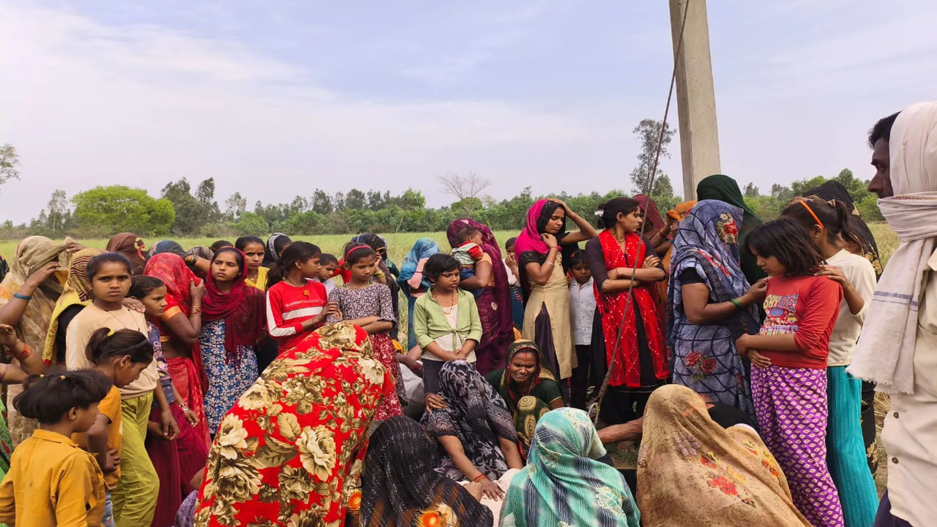 बदायूं: खेत में सिंचाई के समय करंट से किसान की मौत, लोहरपुरा गांव में हुआ हादसा