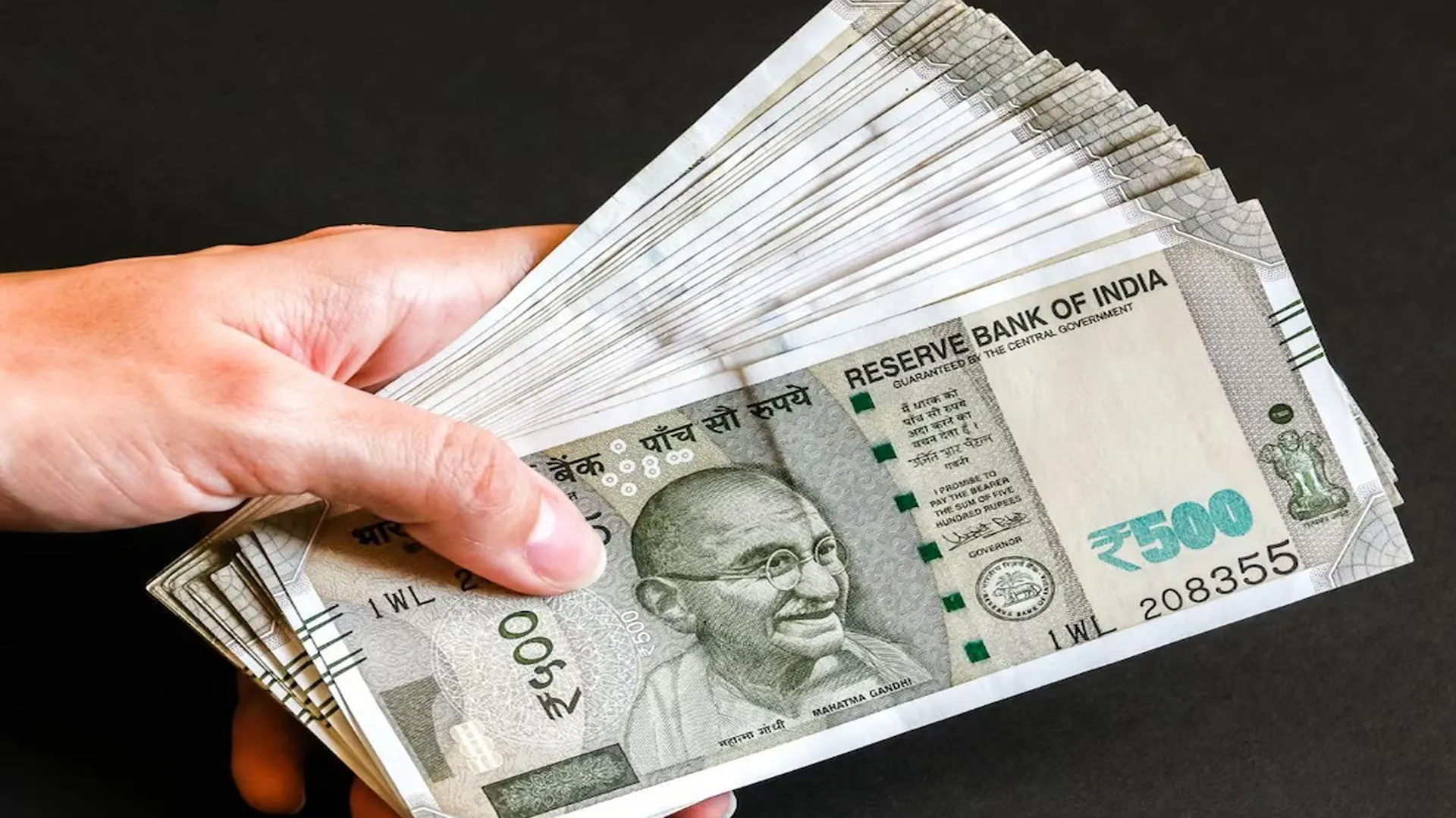 Bareilly: ठेकेदारी के नाम पर निवेश करना पड़ा महंगा...39 लाख डकारे