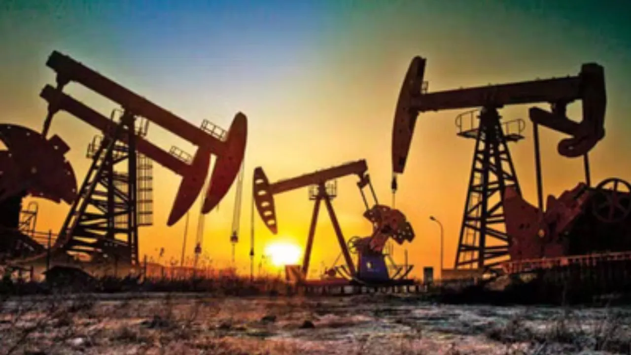  West Asia Tension: संघर्ष के बीच भारत में CNG-PNG आपूर्ति बाधित, कतर से एलएनजी उत्पादन प्रभावित होने से शहरी गैस क्षेत्र में संकट  