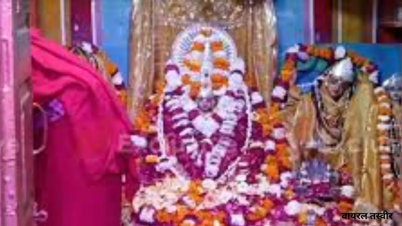  चैत्र नवरात्रि पर मंदिरों में श्रद्धालुओं की लंबी कतारें, स्कंदमाता के दर्शनों के लिए हरिद्वार में उमड़ा सैलाब 