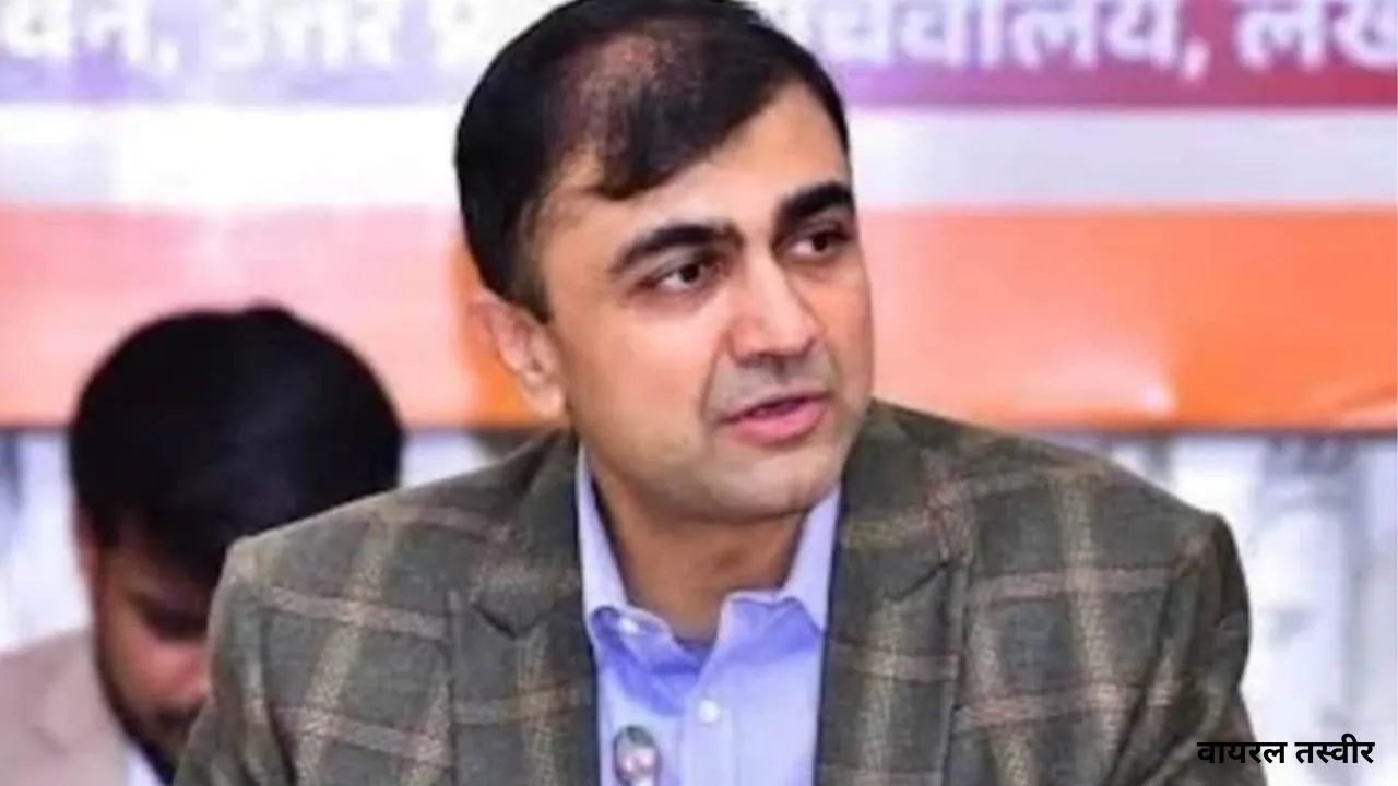 निलंबित IAS अभिषेक प्रकाश बहाल:  प्रोजेक्ट मंजूरी के बदले घूस के आरोप में हुए थे सस्पेंड 