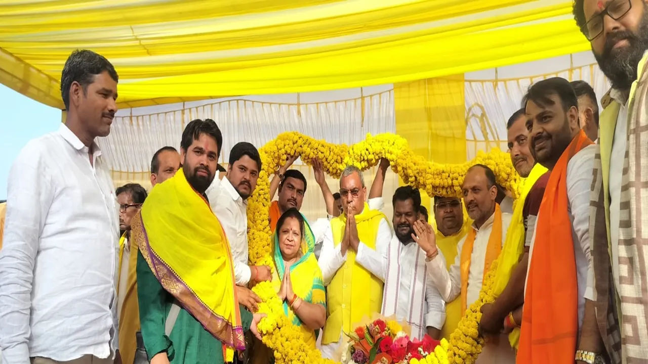 Barabanki News: ओपी राजभर ने पूर्व की सरकारों पर बोला तीखा हमला, कहा- लूट और भ्रष्टाचार की चपेट में थीं पिछली सरकारें