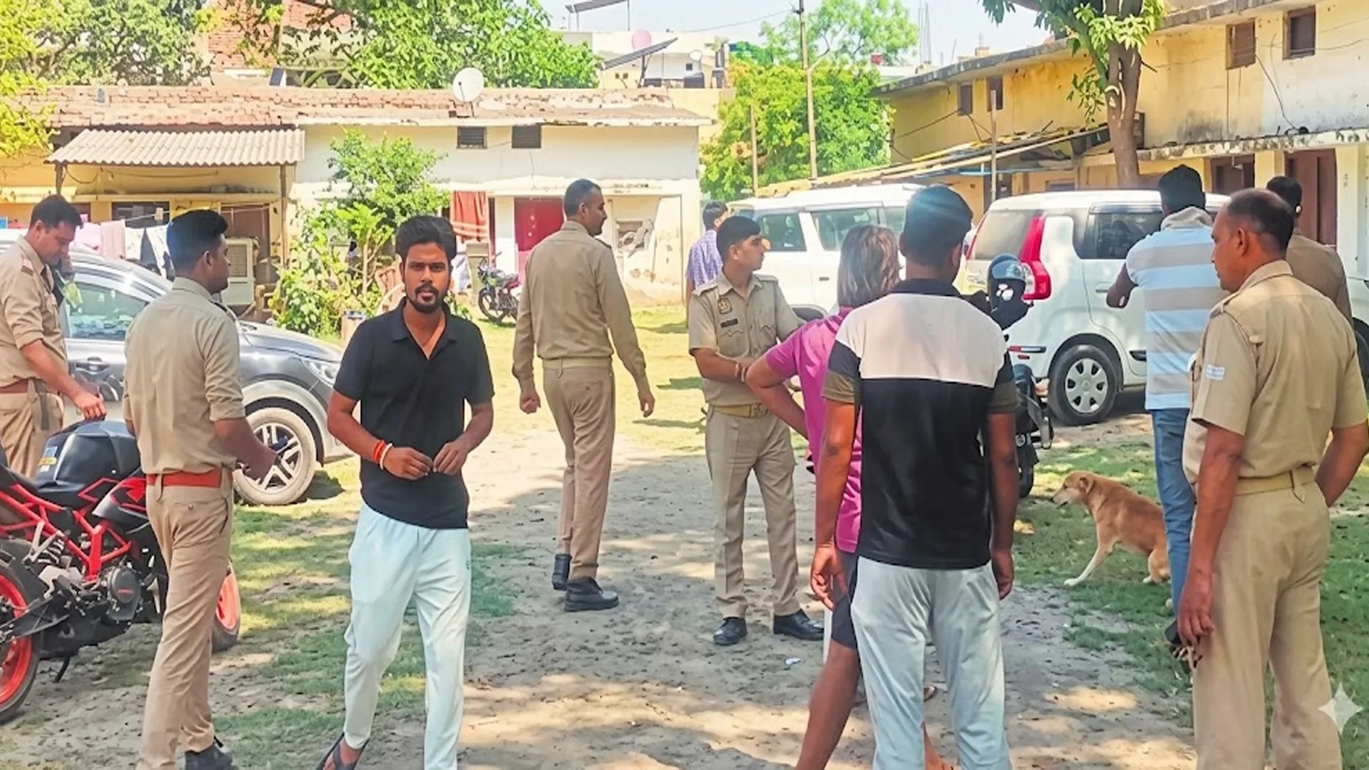 Bareilly : दरोगा के कमरे में लड़की की सूचना पर दौड़े हिन्दूवादी, उलटी लिख गई रपट