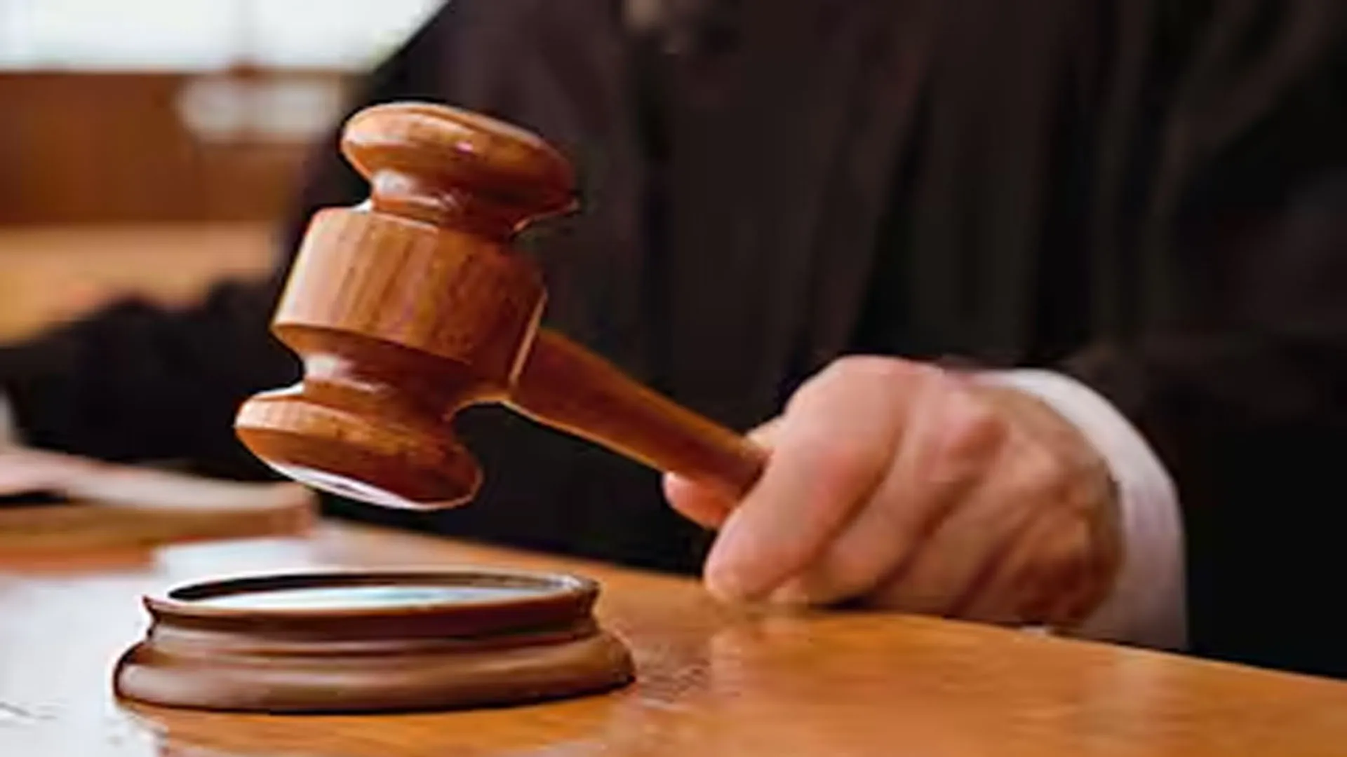 Moradabad: कोर्ट पहुंचा श्री काली माता मंदिर और जूना अखाड़े का विवाद