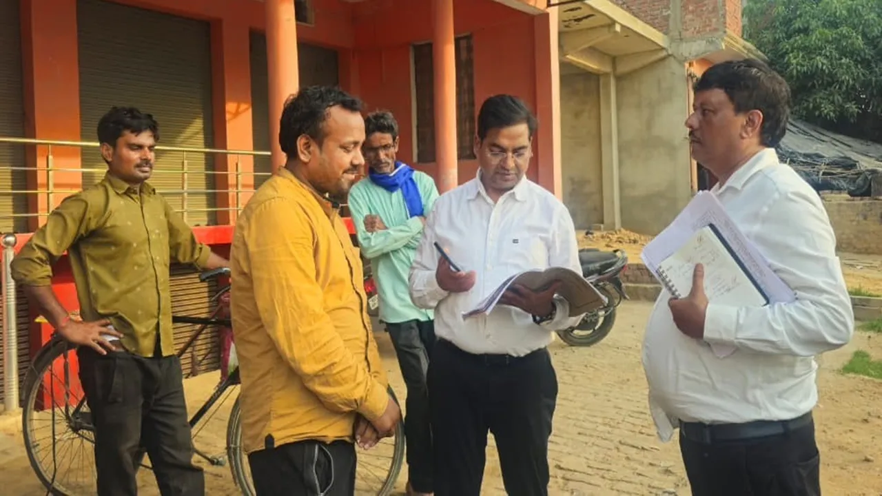 बाराबंकी : उर्वरक बिक्री केन्द्रों पर छापेमारी, 6 के लाइसेंस निलंबित व 4 को नोटिस