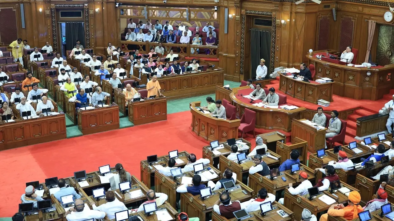 UP Assembly Special Session : महिला आरक्षण पर यूपी विधानसभा में हंगामा, सत्ता पक्ष-विपक्ष आमने-सामने 