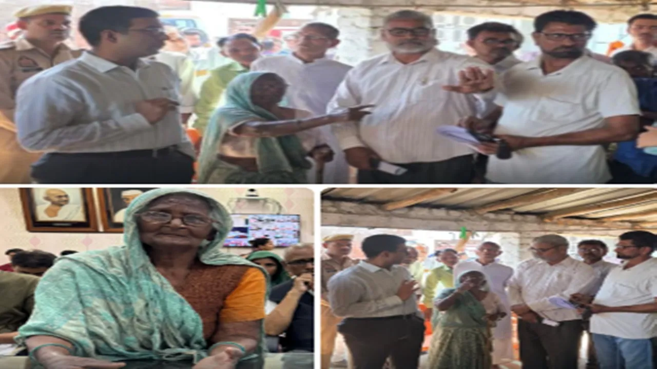 कानपुर : शिकायत लेकर डीएम के जनता दर्शन में पहुंची मां, कहा- साहब बेटी  दुर्व्यवहार करती है, घर खाली करवा दीजिए...   