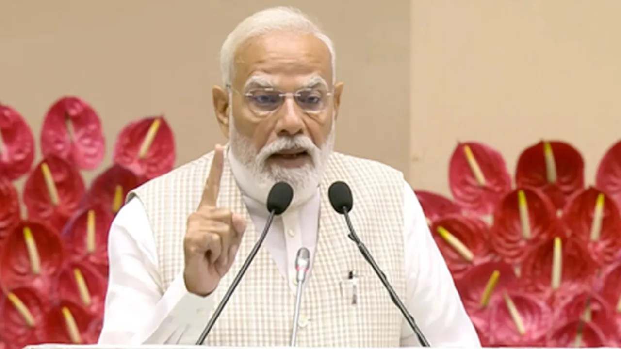 'नारी शक्ति वंदन सम्मेलन' में बोले पीएम मोदी- एक नया इतिहास रचने के करीब देश की संसद 