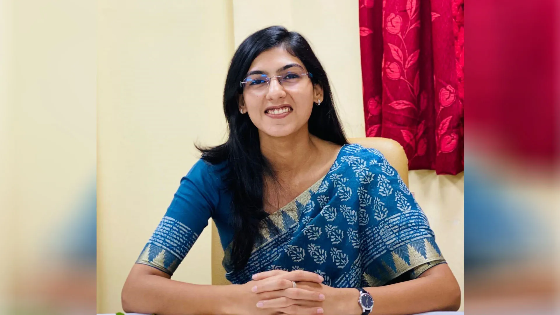 Bareilly: सुई-धागे से परिवार की तकदीर बुनेगी आधी आबादी, सीडीओ की पहल पर तैयार करेंगी मास्क 