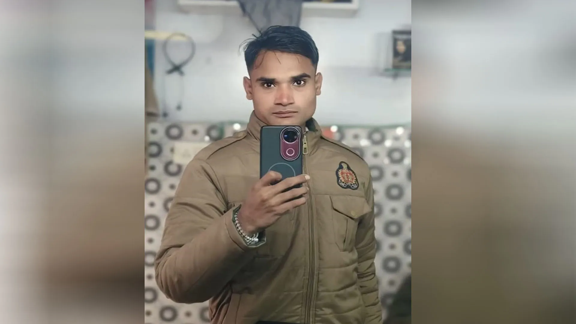 Bareilly: अभद्र पोस्ट पर सलाखों में पहुंचा पुलिस का 'लाड़ला 420'...पुलिस की वर्दी में जमाता था धोंस