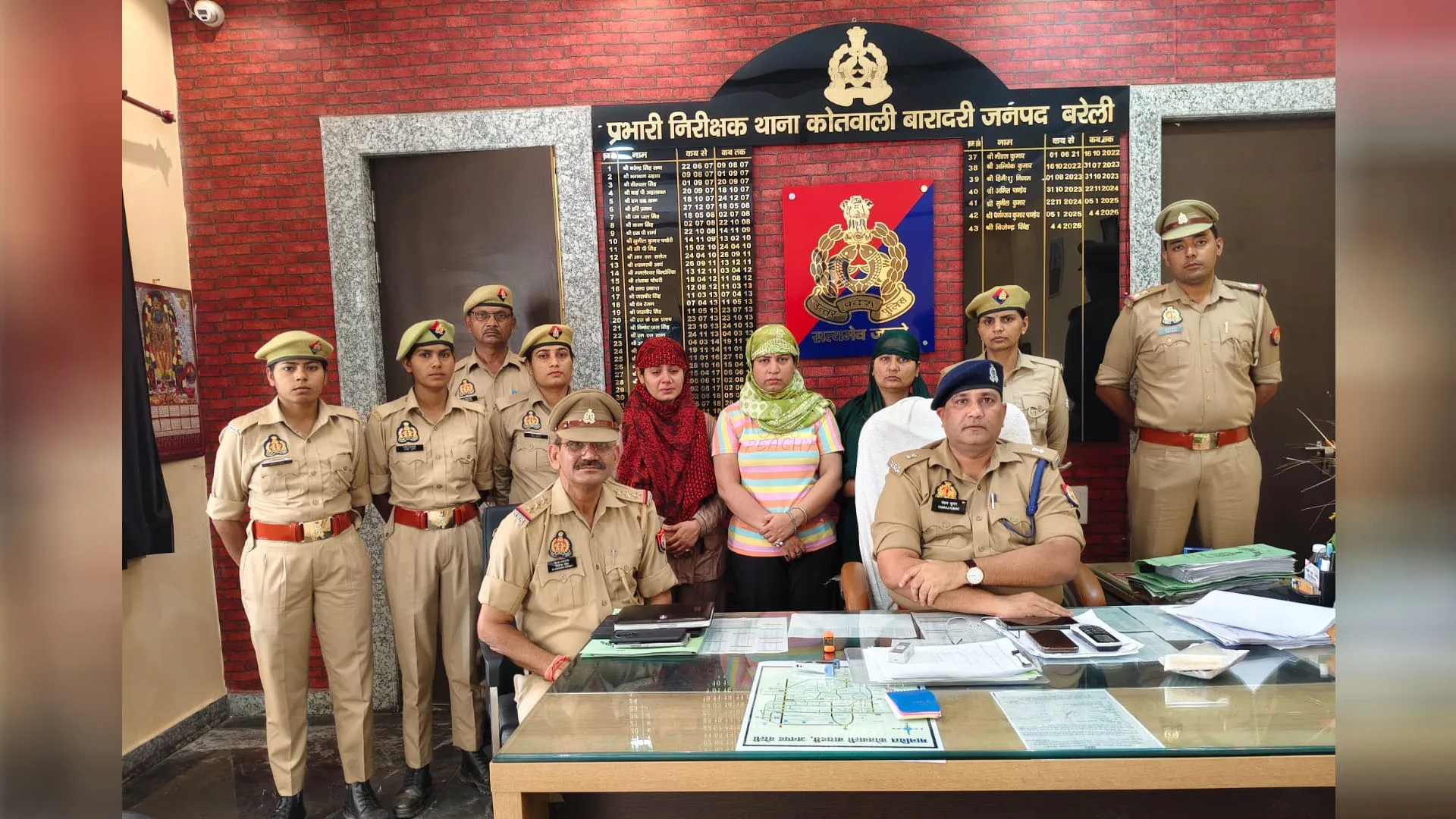 Bareilly: अफसर बनने का ख्वाब नहीं पूरा हुआ, फर्जी IAS बनकर तीन बहनें करने लगीं ठगी