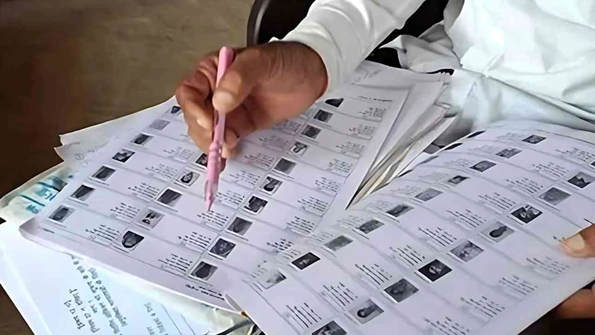 एसआईआर: विधानसभा चुनाव में बदलेगा राजनीतिक समीकरण, मतदाता घटने से चकराए सियासी सूरमा