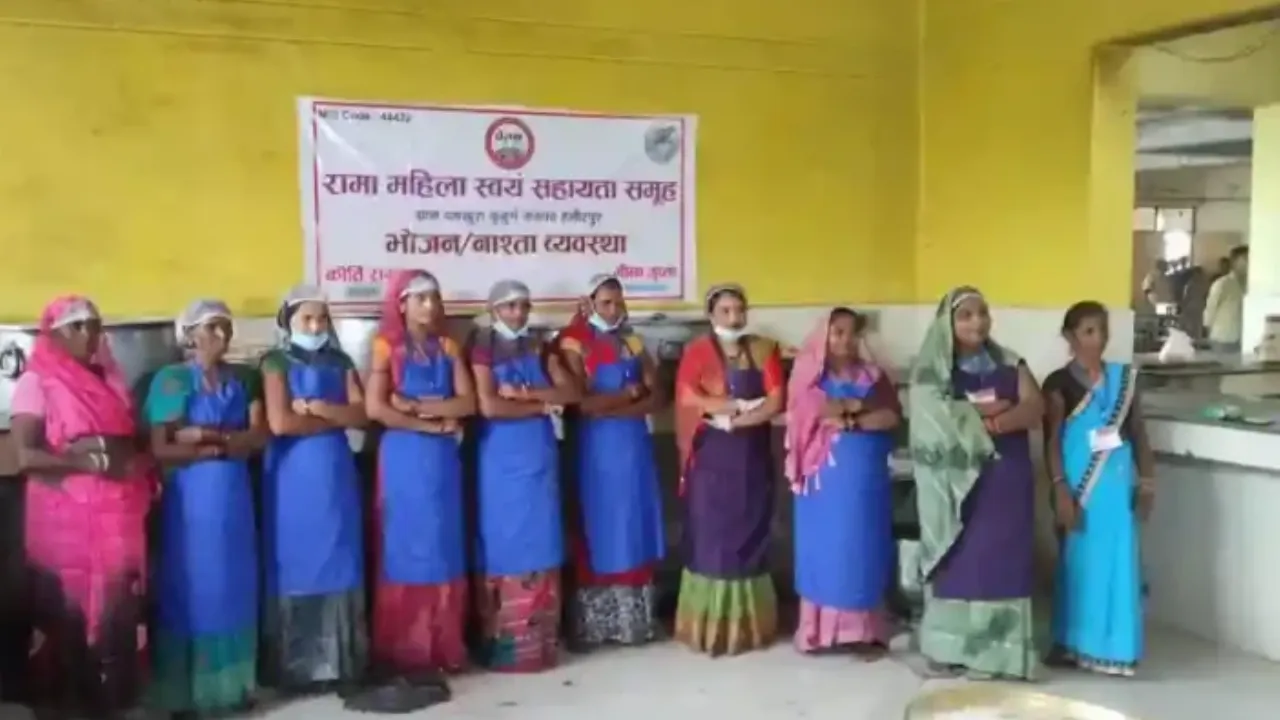 सरकार की पहल से बदली कीर्ति की जिंदगी... “प्रेरणा कैंटीन” से की आत्मनिर्भर्ता की शुरूआत, आज हजारों महिलाओं को दे रहीं रोजगार