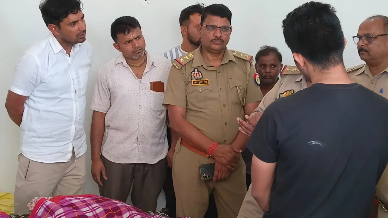 Sultanpur News: 60 वर्षीय पूर्व प्रधान के भाई की गोली मारकर हत्या, मातम में बदली खुशियां 21 अप्रैल को आनी थी बेटी की बारात