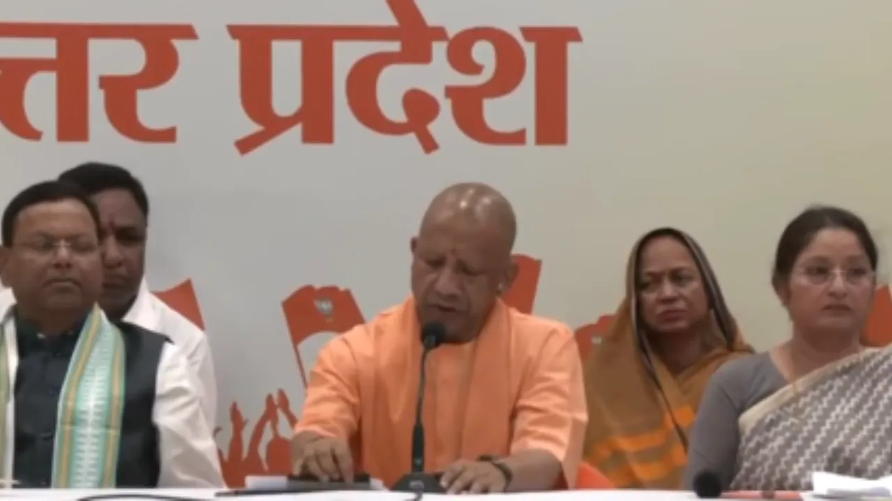 ‘संसद में द्रौपदी के चीर हरण जैसा दृश्य था’: सीएम योगी ने नारी शक्ति वंदन अधिनियम पर विपक्ष पर साधा तीखा हमला