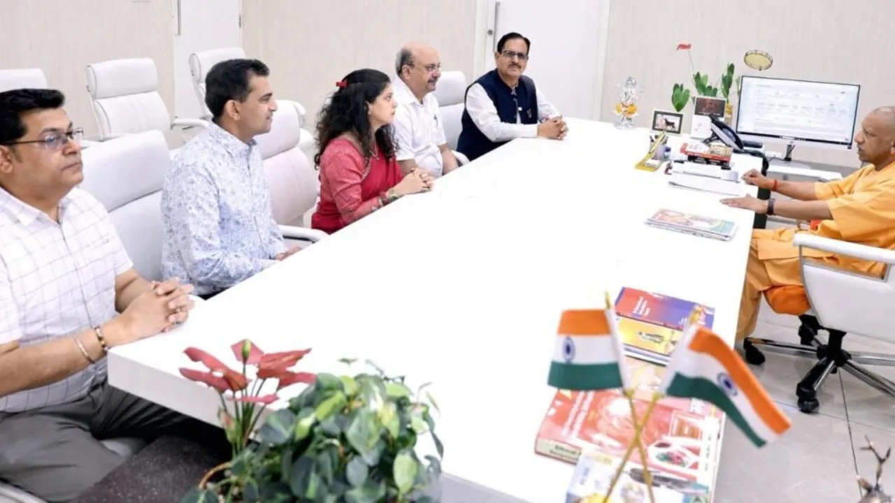 झोलाछाप और अनाधिकृत चिकित्सा पर सख्ती की मांग, IMA प्रतिनिधिमंडल ने CM योगी से की मुलाकात