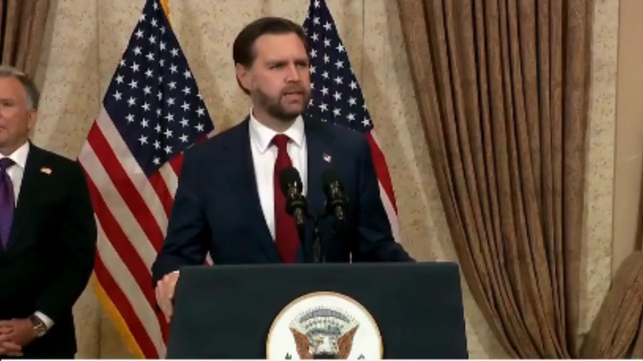 अमेरिका-ईरान के बीच 21 घंटे की बातचीत फेल, वेंस ने कहा- परमाणु हथियार पर कोई समझौता नहीं