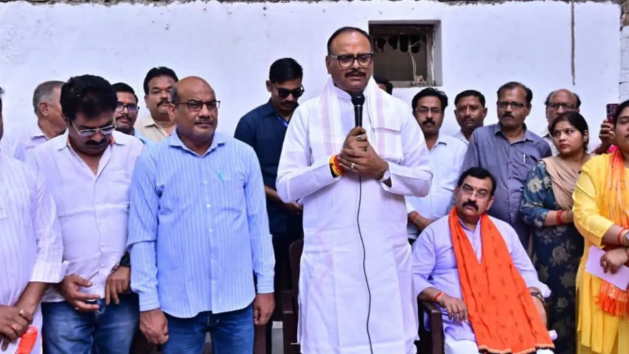 भाजपा का ‘वार्ड चलो’ अभियान शुरू: उप मुख्यमंत्री ब्रजेश पाठक ने कैंट के गीतापल्ली वार्ड से की शुरुआत