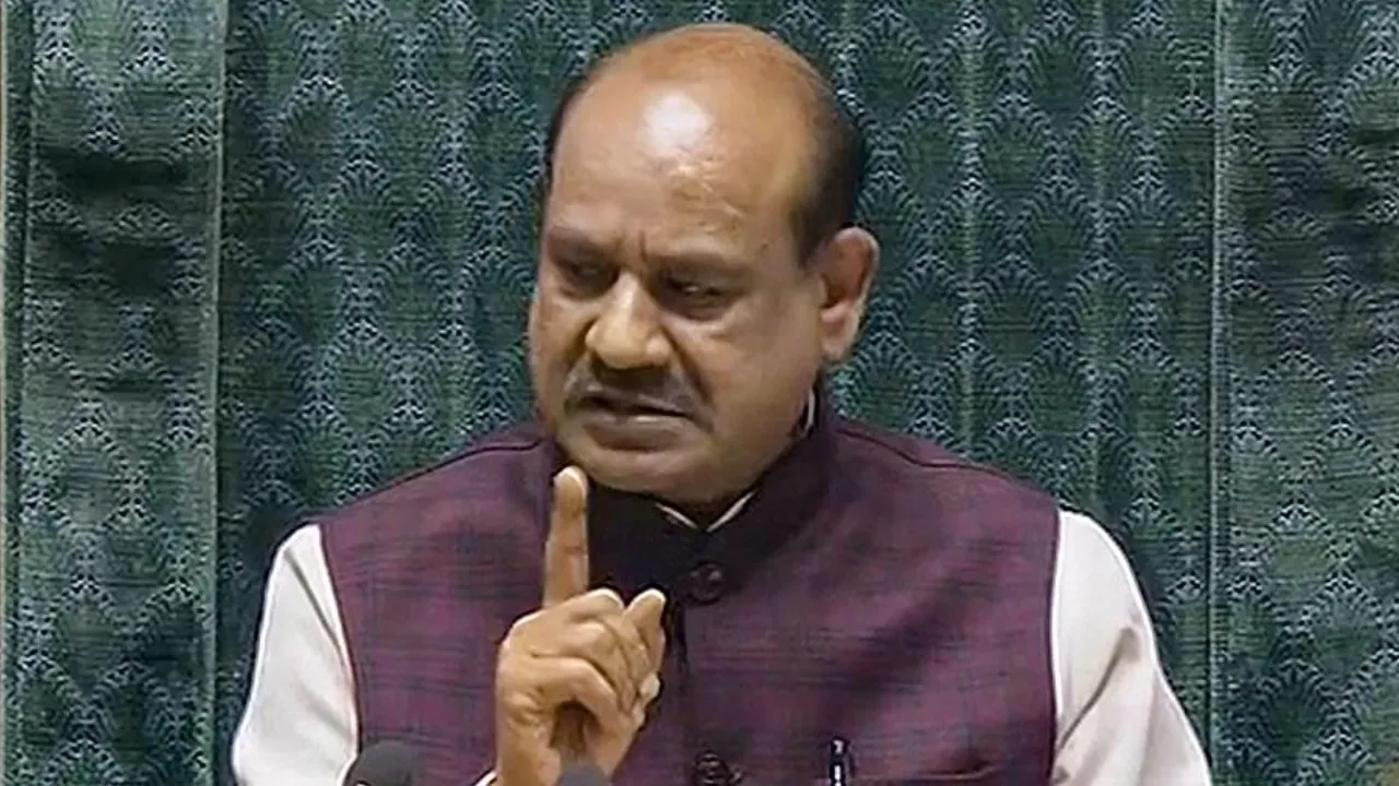 लोक सभा की कार्यवाही अनिश्चितकाल के लिए स्थगित, 151 घंटे चला कामकाज