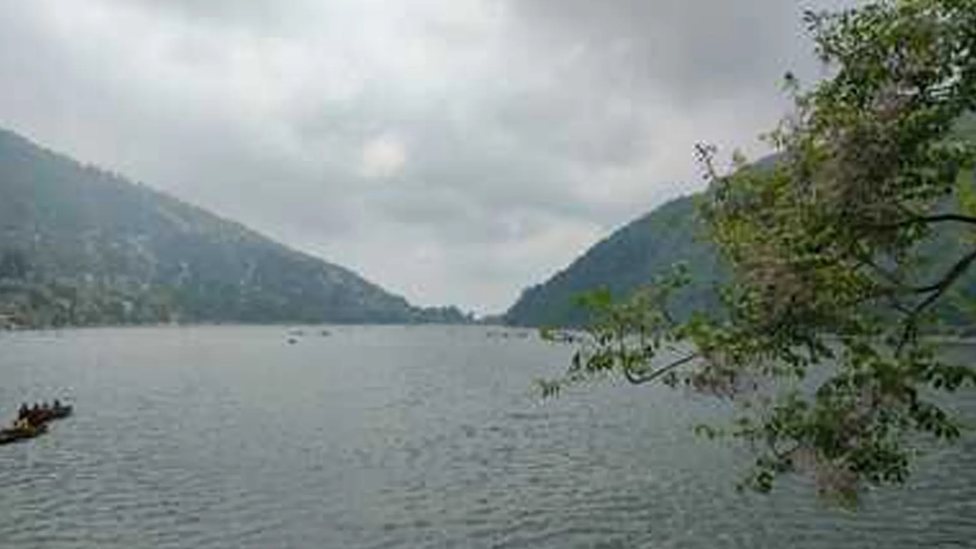 Uttrakhand: घने बादलों ने डाला सरोवर नगरी में डेरा...मौसम हुआ खुशगवार