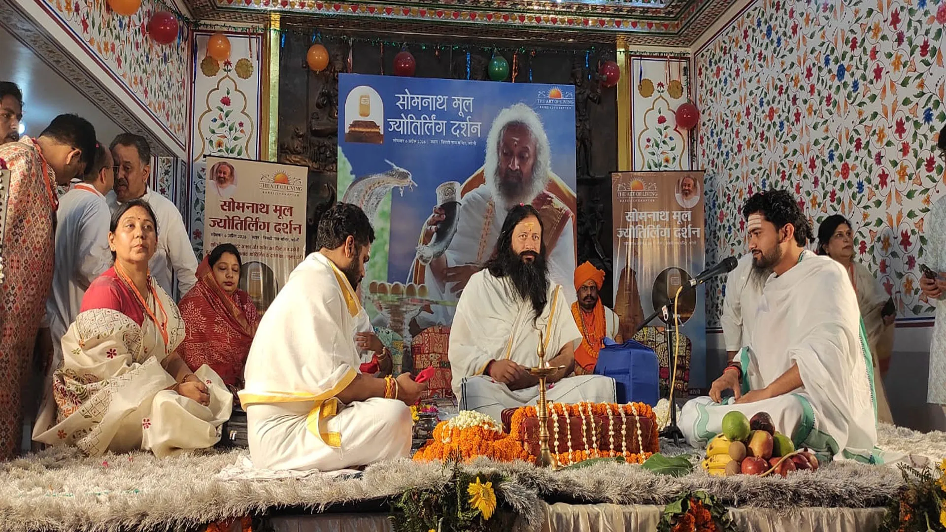 ऐतिहासिक क्षण : प्राचीन सोमनाथ ज्योतिर्लिंग अवशेष के दर्शन कर भक्ति विभोर हुई नाथ नगरी