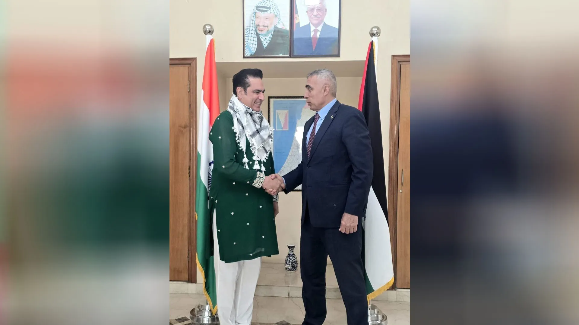 UP: फिलिस्तीन के राजदूत से मिले नवेद मियां, इजरायली जुल्म की निंदा की