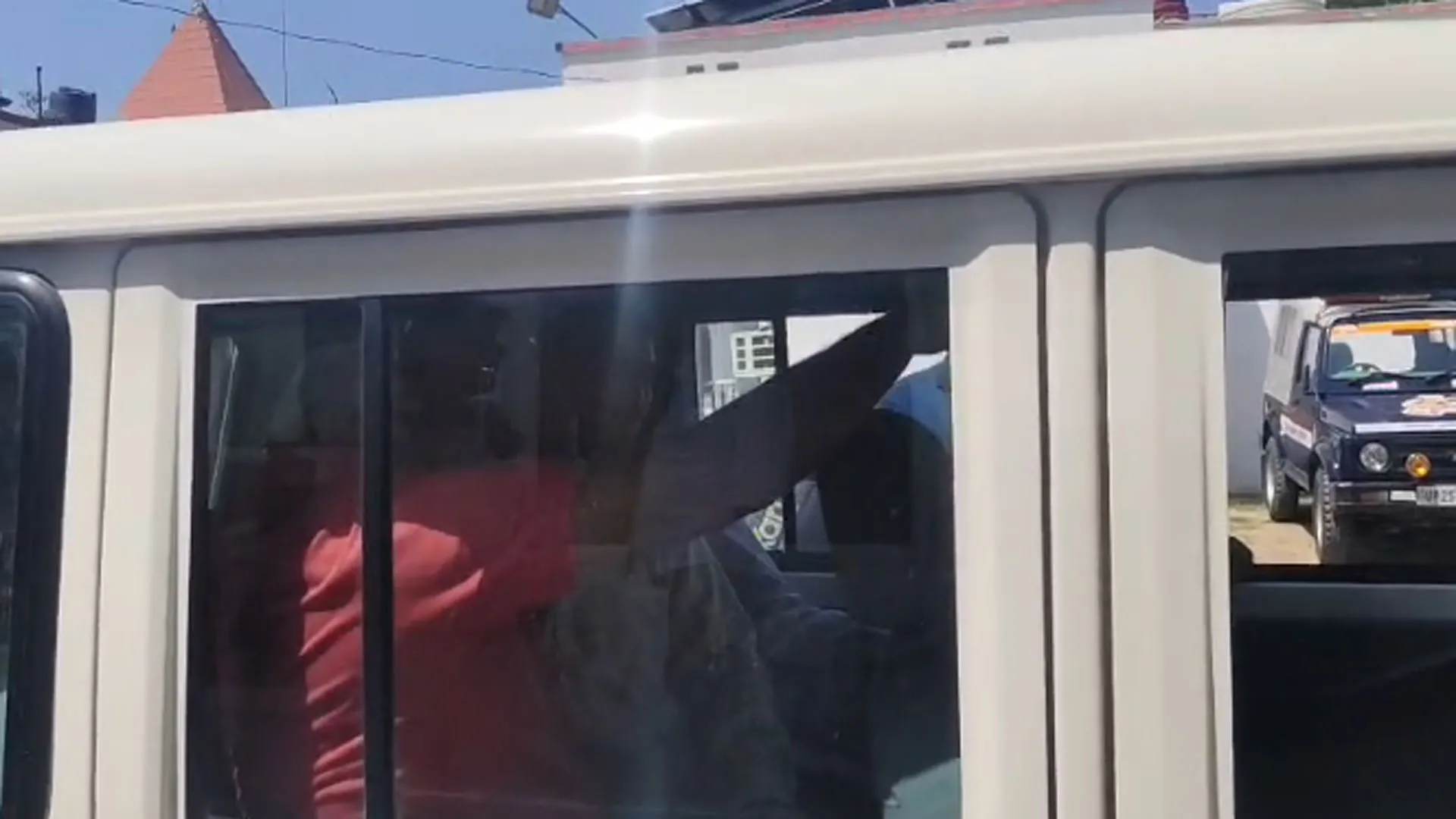 Bareilly: खनन विभाग में भ्रष्टाचार पर बड़ी कार्रवाई, रिश्वत लेते बाबू गिरफ्तार