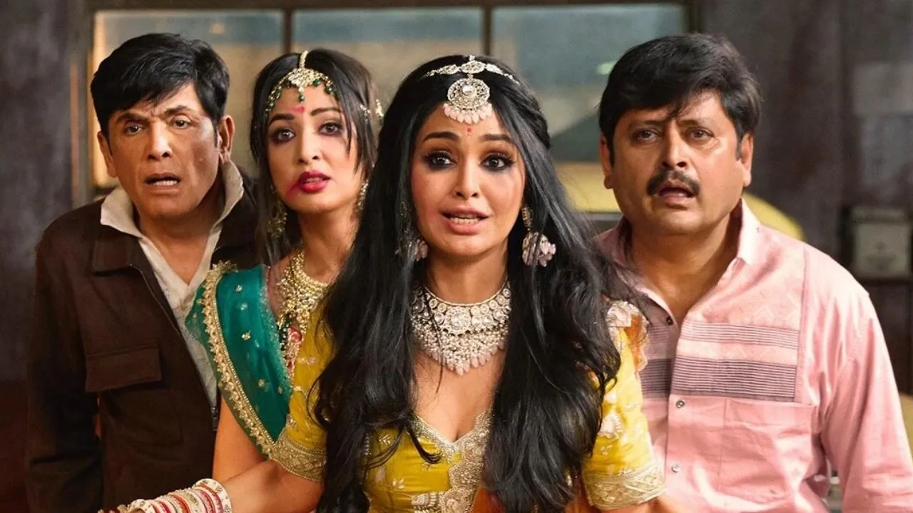 World Television Premiere :  अब टीवी पर दमदार हसी के ठहाके; जानें कब और कहाँ देखें 'भाभीजी घर पर हैं! फन ऑन द रन' का प्रीमियर