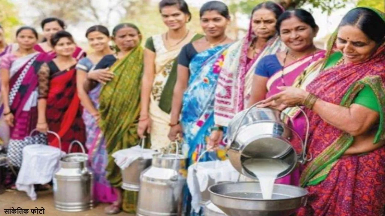 यूपी में नारी सशक्तिकरण की नई तस्वीर: 55 हजार महिलाएं डेयरी से बनीं सफल उद्यमी, आय में आया बड़ा बदलाव 