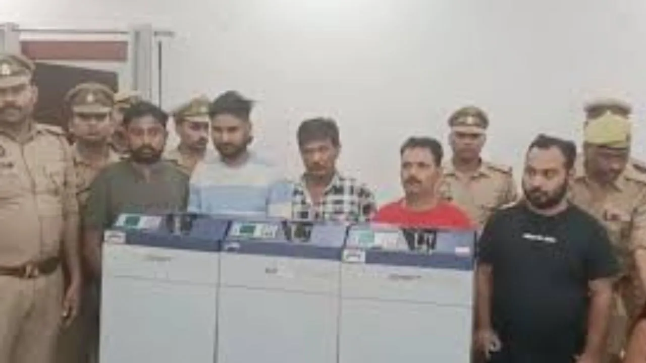  कानपुर में सट्टेबाजी का भंडाफोड़: आईपीएल के नाम पर करोड़ों का खेल, मास्टरमाइंड प्रोफेसर फरार 