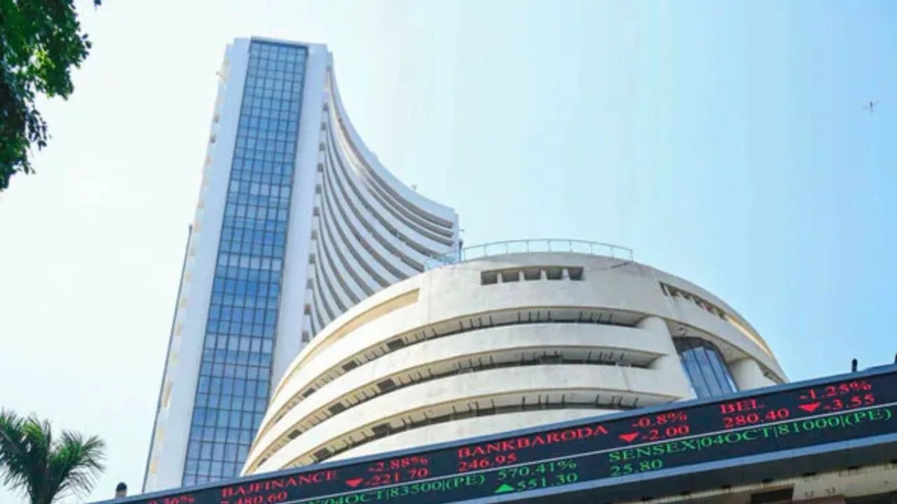 Stock Market Today:  पश्चिम एशिया में तनाव से बाजार में गिरावट, जानिए सेंसेक्स निफ्टी का हाल 