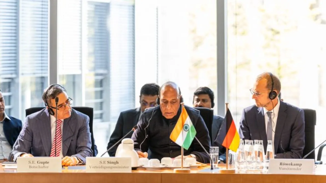 'भारत-जर्मनी के बीच रक्षा संबंध होंगे मजबूत', बर्लिन में जर्मन सांसदों को संबोधित कर बोले रक्षामंत्री राजनाथ सिंह