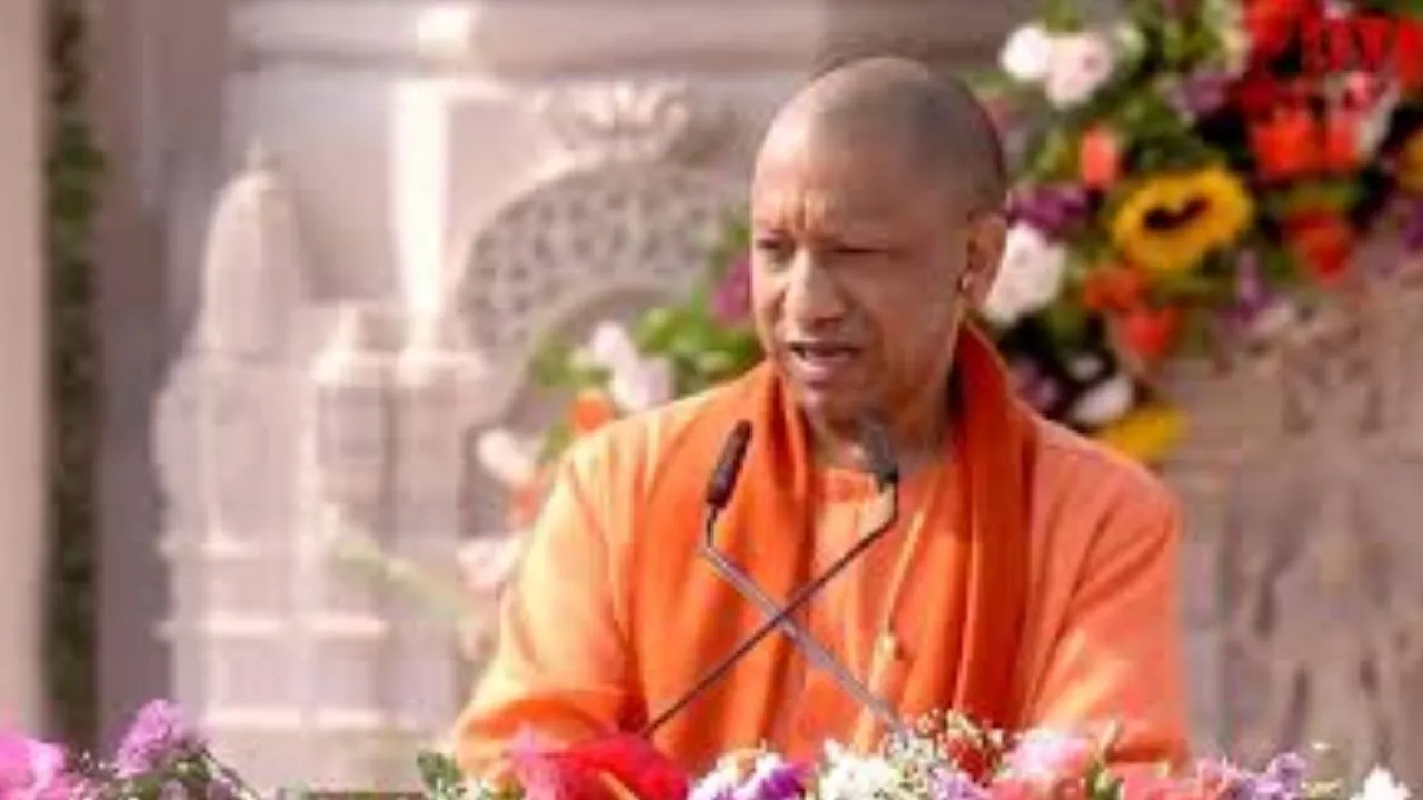 अयोध्या में शिव मंदिर में ध्वजारोहण करेंगे CM योगी :  1000 अतिथियों को आमंत्रण , अग्निशमन का 'हाईटेक कंट्रोल रूम' तैयार